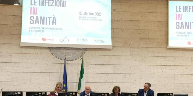 In Italia 500mila infezioni ospedaliere l’anno di cui un terzo da superbug, costi per 783 mln