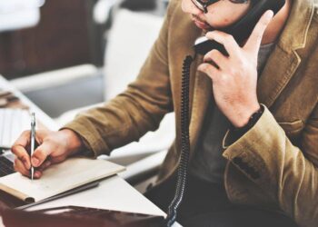 Lavoro, effetto lunedì: per aziende italiane +28% chiamate rispetto agli altri giorni della settimana