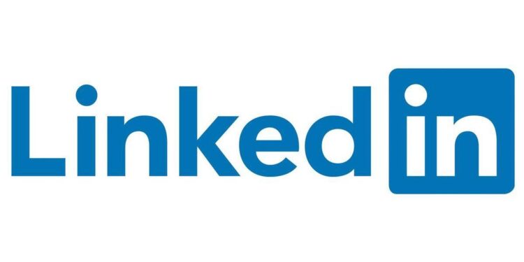 Marketing B2B e intelligenza artificiale, crescono gli investimenti in AI Search Optimization e algoritmi di ricerca