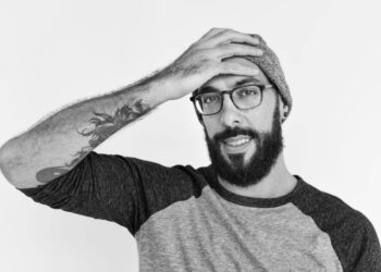 Nella mente del narcisista: scienza svela perché non prova empatia