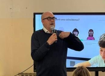 Scuola, Battaglia (Vik School) su Behind your screen: “Creiamo consapevolezza all’uso dei social”