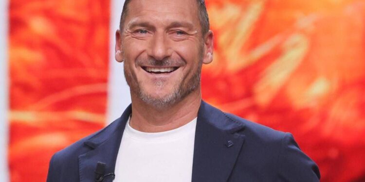 Totti e la prima visita alla prostata, urologi ‘diventi testimonial della prevenzione che salva la vita’