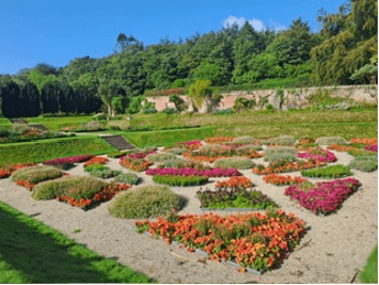 Turismo, in Irlanda del Nord i Walled Gardens svelano storie di dimore nobiliari in parchi lussureggianti